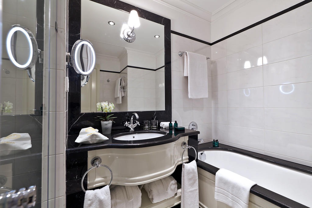 د استت هرمیتیج میوزم آفیشیال سنت پترزبورگ